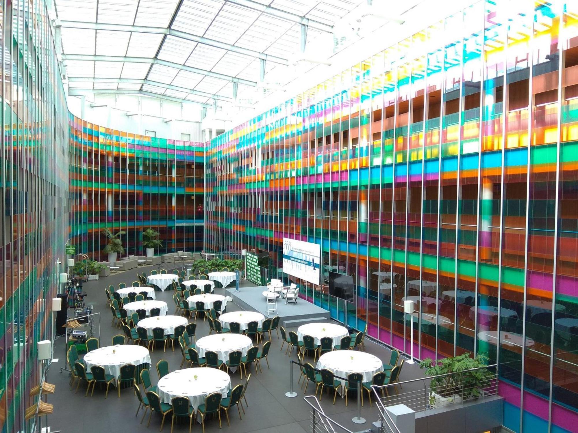 Hotel Jardines De Uleta Suites Vitoria-Gasteiz Eksteriør bilde