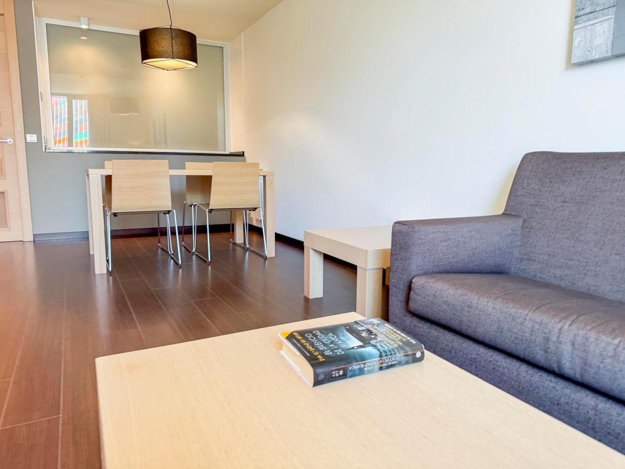 Hotel Jardines De Uleta Suites Vitoria-Gasteiz Eksteriør bilde