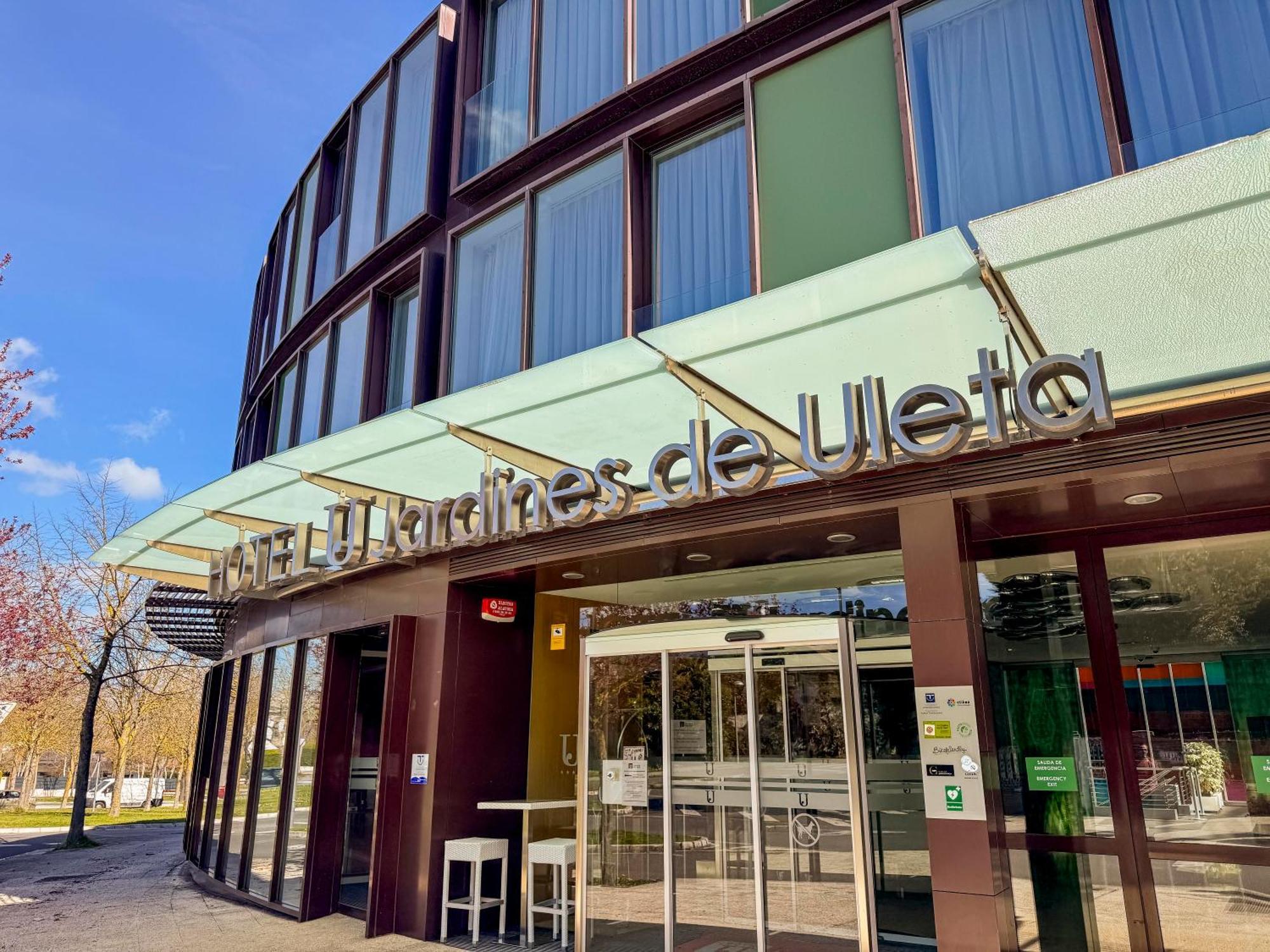 Hotel Jardines De Uleta Suites Vitoria-Gasteiz Eksteriør bilde