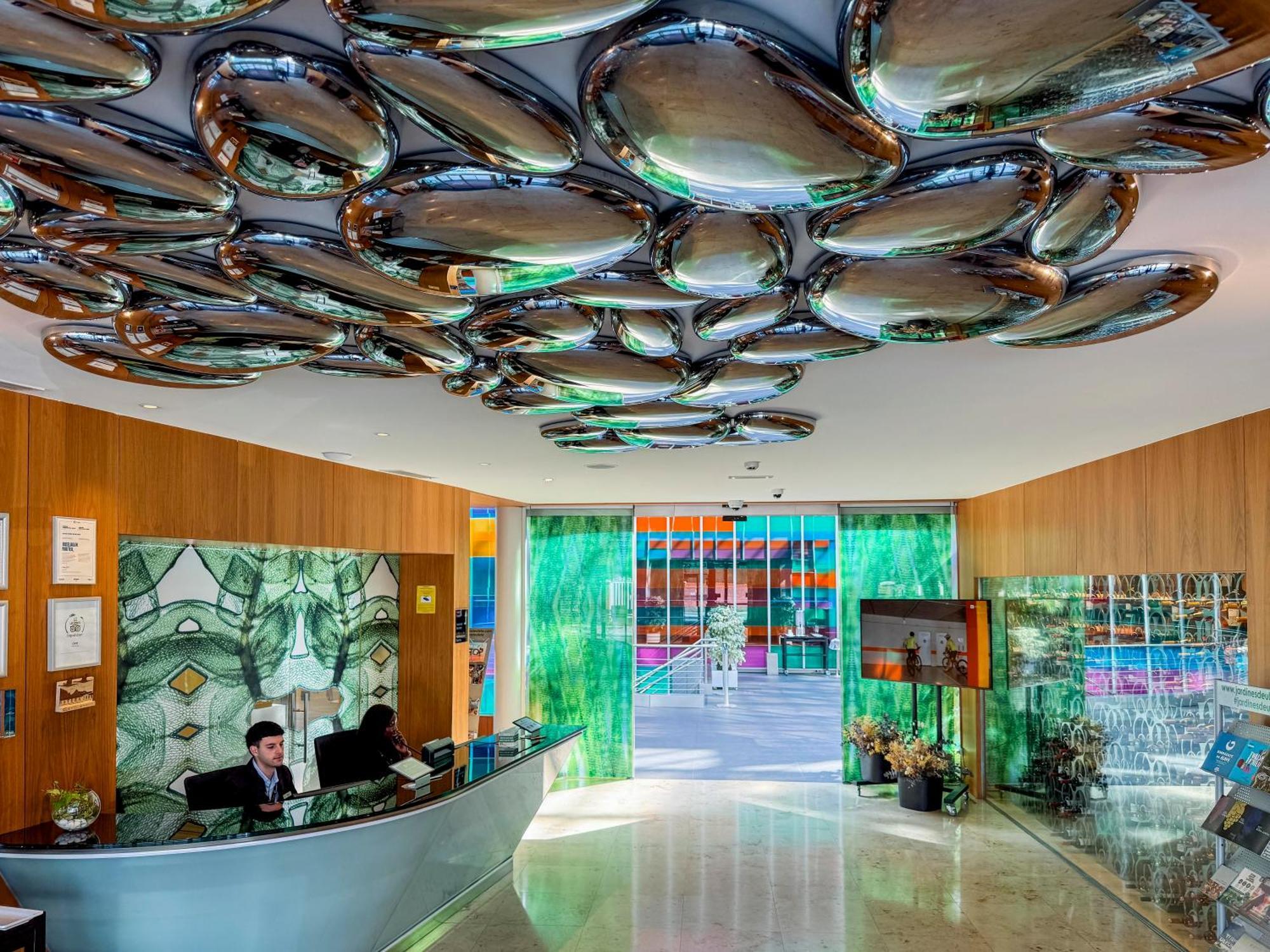 Hotel Jardines De Uleta Suites Vitoria-Gasteiz Eksteriør bilde